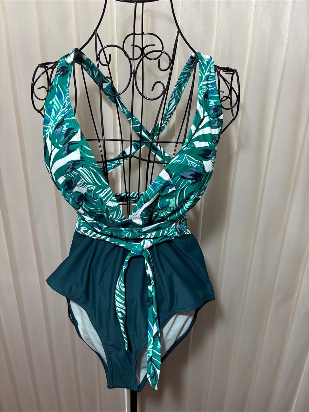 Cupshe Teal Leaf-Print Wrap One-Piece Swimsuit
